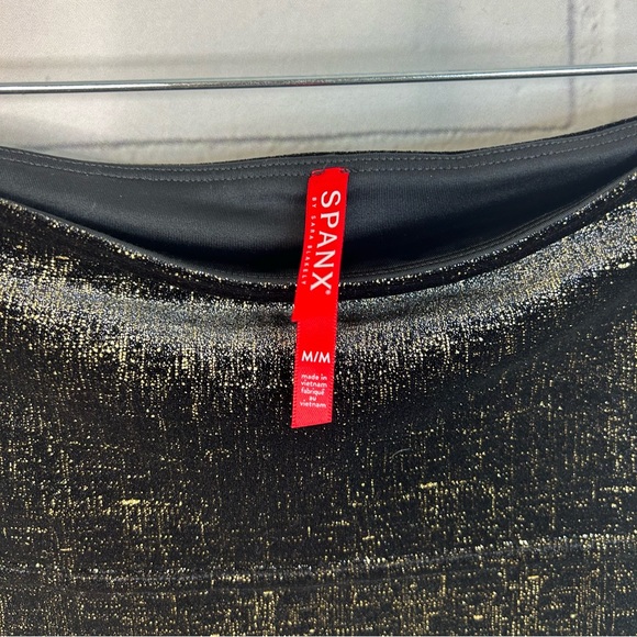 Spanx Velvet Leggings size Medium - Picture 3 of 6